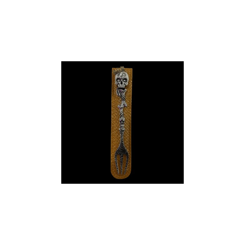 946 GRIS TENEDOR KING SKULL